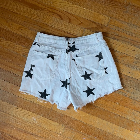 SHEIN Star Hem Jean Shorts High Rise - Picture 2 of 3